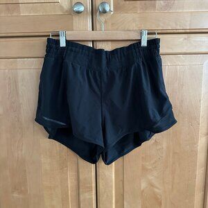 lululemon hot hotty shorts